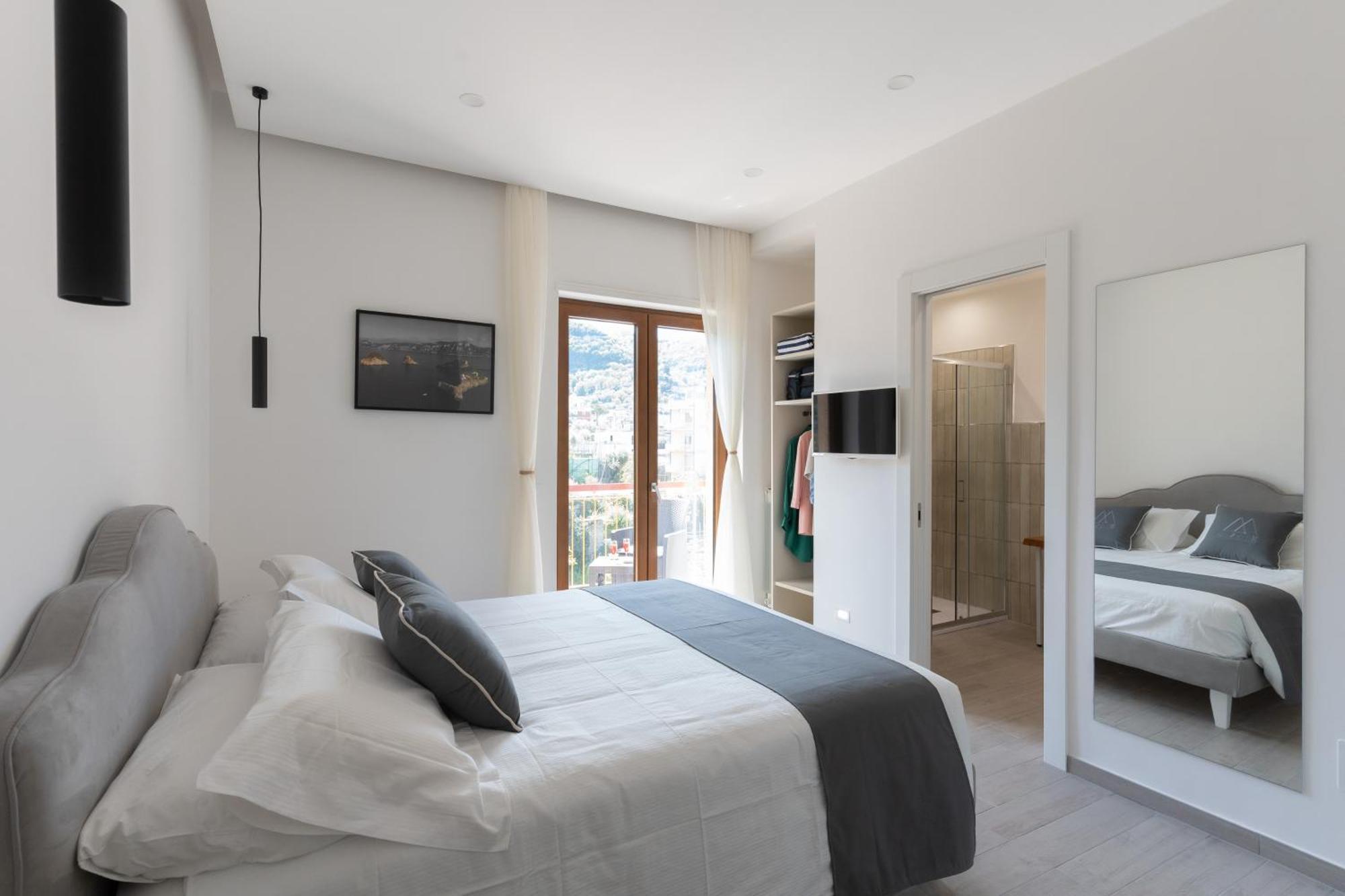 Mifra Suites Сорренто Экстерьер фото